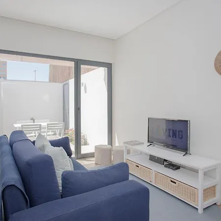 Liiiving In Matosinhos - Seaside Beach House