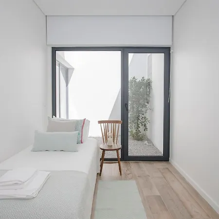 Liiiving In Matosinhos - Seaside Beach House *