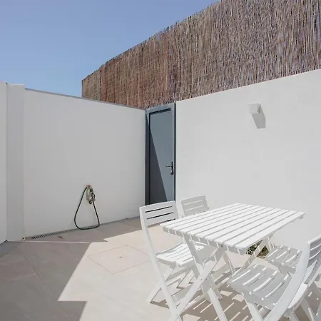 Liiiving In Matosinhos - Seaside Beach House
