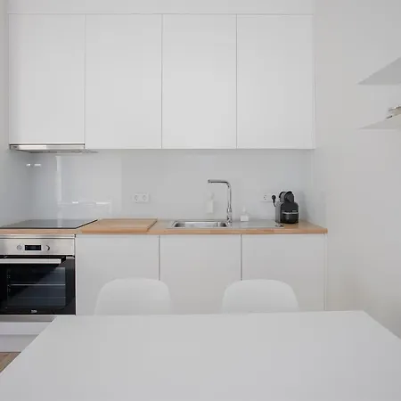 Liiiving In Matosinhos - Seaside Beach House